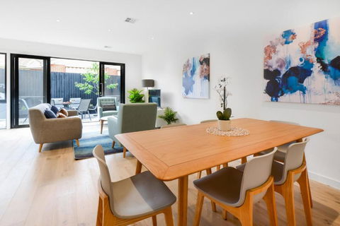 BOUTIQUE STAYS Murrumbeena Place 2 - Travel Search 6