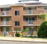 Dolphin Court 1 / 48 North Street