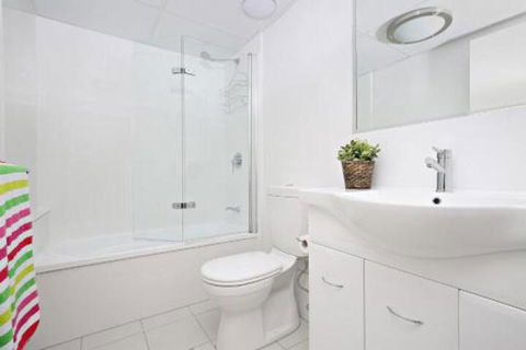 Kings Edge Unit 1 34 Esplanade (Princess Lane) - Travel Search 7
