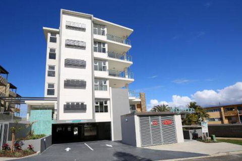Kings Edge Unit 1 34 Esplanade (Princess Lane) - Travel Search 5