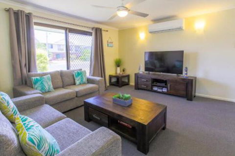 Hibiscus Holiday Home - Travel Agents 7