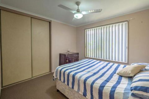 Affordable Holiday Home - Travel Search 2