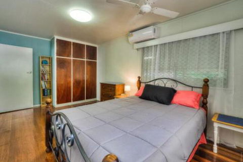 Starfish Shack By The Sea - Travel Agents 7