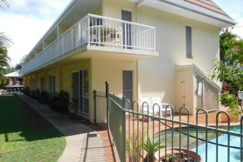 Bayshores Apartment Hervey Bay - Travel Agents 0