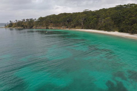 JUST 4 YOU! Amazing Sea Views WIFI Fullly Air Conditioned King Bed - Tourism Guide 1