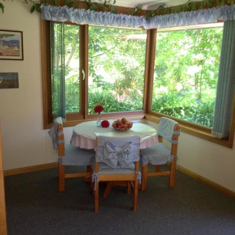 Adelaide Hills B & B Accommodation - Travel Agents 4