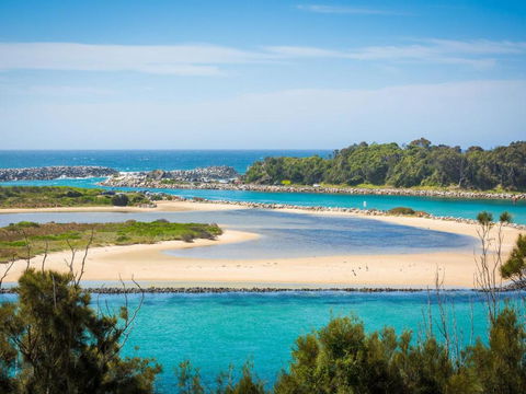 Grand Pacific I Unit 3 - Cruises Travel 1