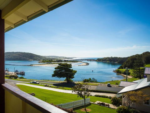 The Seamist Cottage - Cruises Travel 5