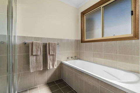 Reflections Holiday Parks Grabine - Travel Search 7