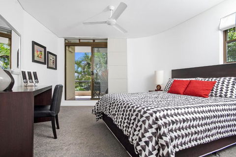 A Little Cove Treasure Noosa Heads - Tourism Guide 6
