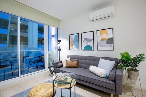 Stylish Luxurious Convenience At South Yarra Melbourne - Travel Search 7