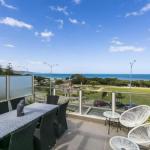 WATERFRONT THREE In The Heart Of Lorne - Tourism Guide 0