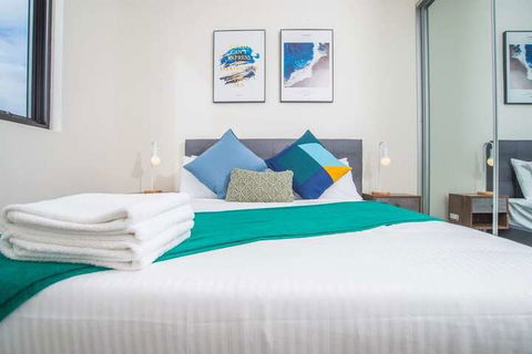 Refreshing 2bed2bath APT In Up&coming Liverpool - Tourism Guide 1