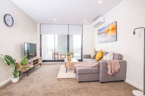 Refreshing 2bed2bath APT In Up&coming Liverpool - Tourism Guide 5