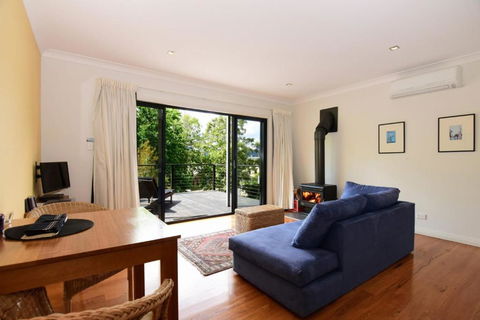 Cloudsong Chalet 1 Close To The Village Centre! - Tourism Guide 5