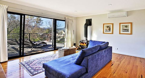 Cloudsong Chalet 1 Close To The Village Centre! - Tourism Guide 1