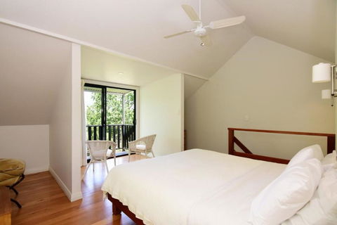 Cloudsong Chalet 4 Close To The Village Centre! - Tourism Guide 1