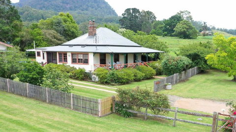 Magnolia Cottage Kangaroo Valley - Travel Search 6