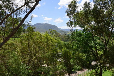 Treetops Newly Renovated In The Village! - Travel Search 6