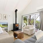 Treetops Newly Renovated In The Village! - Travel Search 0