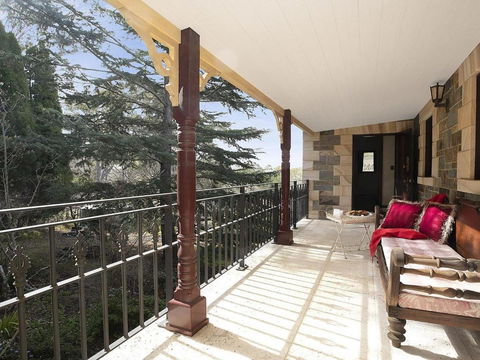 Kilburn Views As Far As The Eyes Can See - Tourism Guide 1