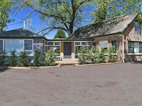 Old Bank Stables 3 Night Weekends For Price Of 2 - Travel Search 5