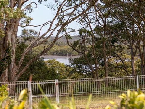 Rita Maes On The River Relax & Recharge - Tourism Guide 2