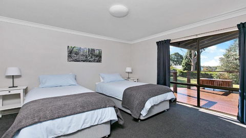 Rosella House Robertson A Tranquil Highlands Escape - Tourism Guide 2