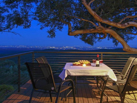 Sydney View 70km From Sydney 1000km From Care! - Tourism Guide 4