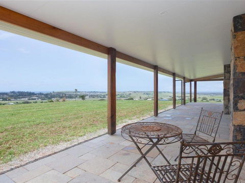 Willowview Coastal Retreat Stunning Views - Travel Search 5
