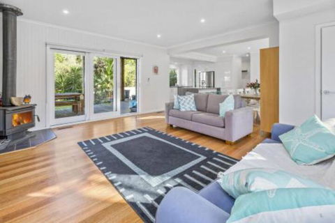 COASTAL BREEZE BALNARRING - Tourism Guide 6