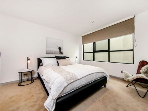 NORTH POINT RETREAT MORNINGTON - Tourism Guide 2