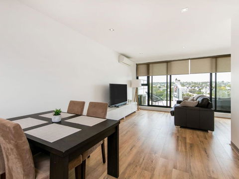 NORTH POINT RETREAT MORNINGTON - Tourism Guide 5