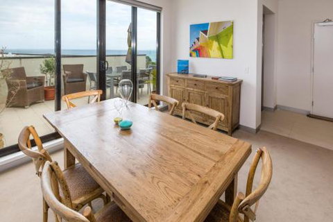 THE PENTHOUSE MORNINGTON - Travel Agents 2