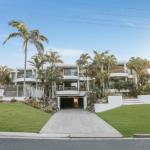 Walk To The Beach Sunshine Beach - Tourism Guide 0