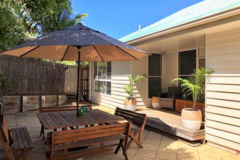 MAGIC BEACH HOUSE PET FRIENDLY - Tourism Guide 0