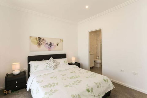 Modern, Spacious Apt@liverpool With Incredible Views - Travel Agents 6