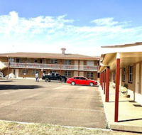 Overlander Motor Lodge