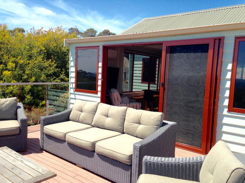 DOLPHIN LOOKOUT COTTAGE Amazing Views Of The Bay Of Fires - Travel Search 4