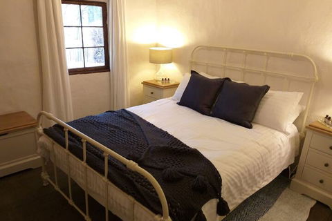 Pines Cottage - Travel Search 1