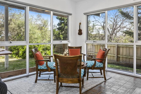 TREE TOPS VIEWS BLAIRGOWRIE - Travel Agents 5