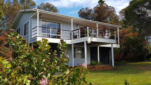 75 Harris Road - Travel Agents 6