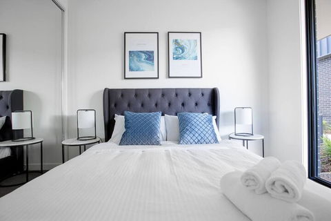 Trendy Livingstyle 2br@moonee Ponds Wifi+parking - Tourism Guide 1