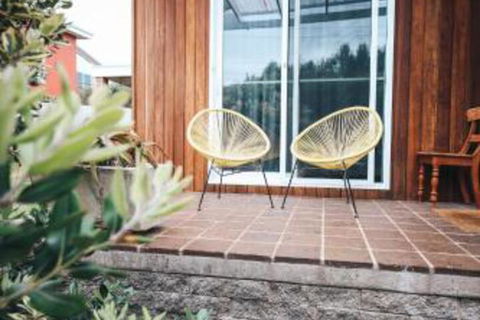 Craypot Cottage Port Campbell - Tourism Guide 5