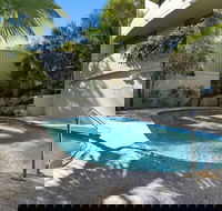 Stunning Views Great Location Sunshine Beach Unit 1 Vista Pacific 12 Bryan Street - Travel Search