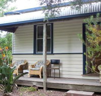 The Old Cottage at Cowes - Travel Agents