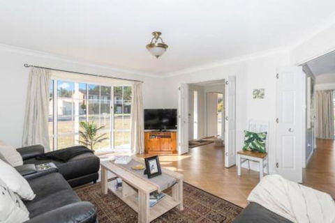 Macleay Street 23 Narrawallee - Tourism Guide 0