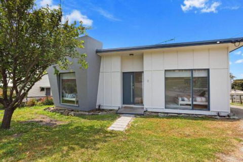 COASTAL HAVEN Panoramic Ocean Views - Tourism Guide 2