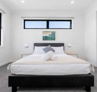 WoW Factorluxe 4BR Townhouseglen Waverley
