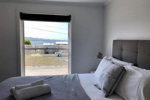 BINALONG BRAE At Bay Of Fires Two Bedroom Both With Ensuites - Travel Search 5
